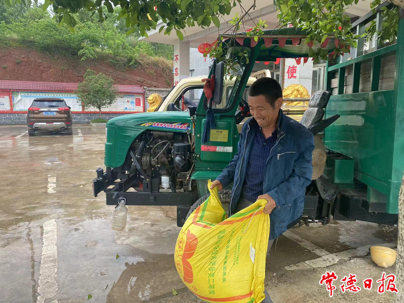 丰少君1.jpg
