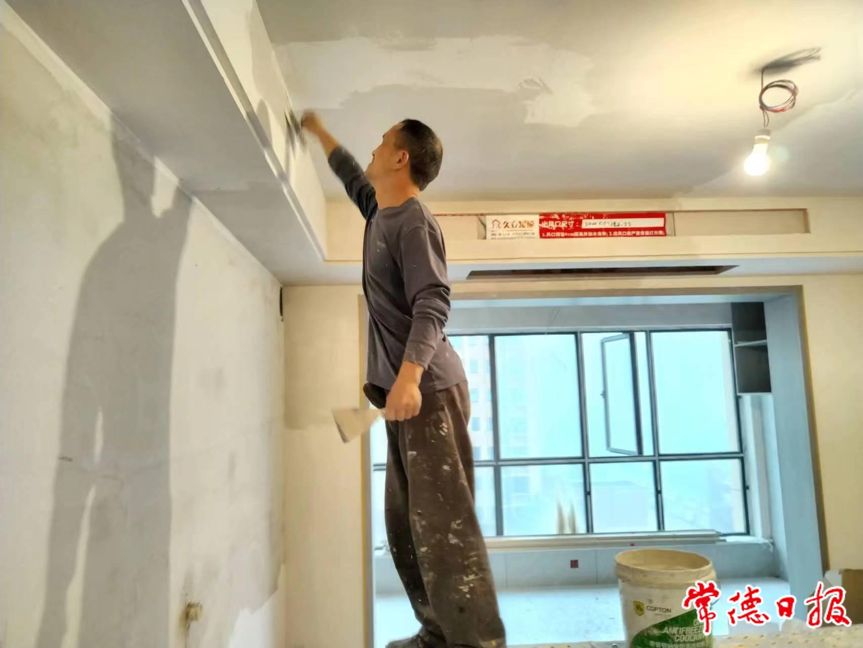 周书炎工作照2.jpg